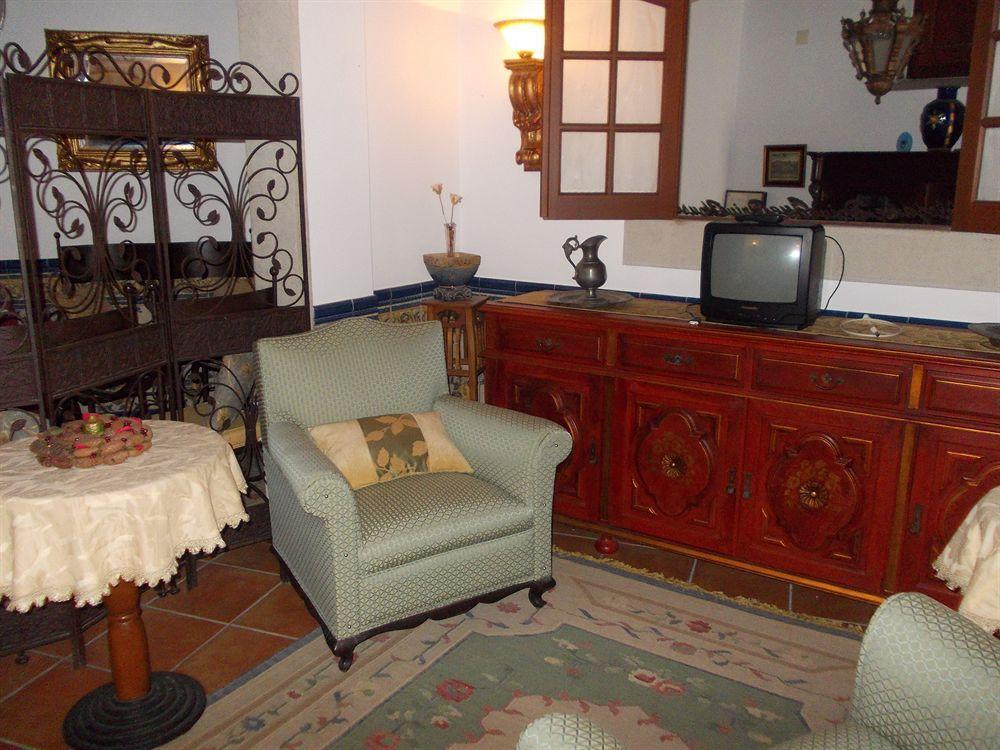 Casa De S. Thiago Do Castelo Hotel Óbidos Eksteriør billede