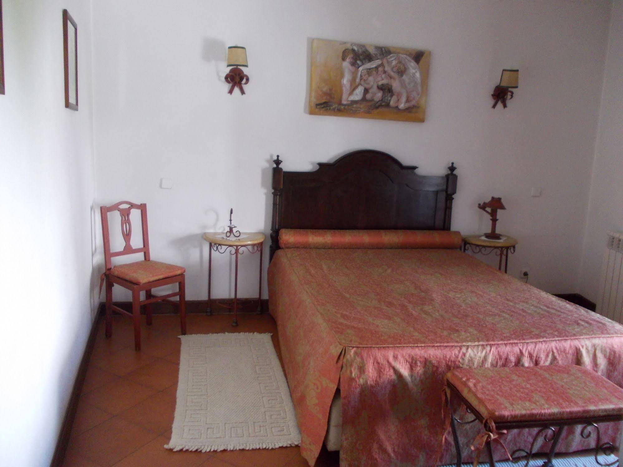 Casa De S. Thiago Do Castelo Hotel Óbidos Eksteriør billede